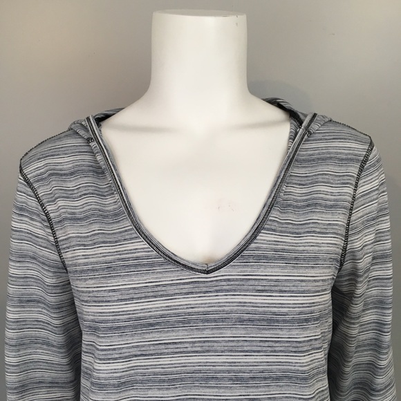 Champion Lightweight Hoodie - Picture 2 of 6